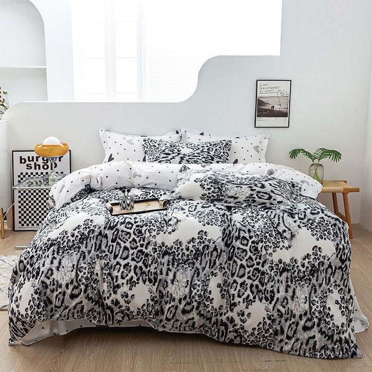 Lenjerie de pat 2 Persoane din bumbac satinat cu 4 piese Neagra - Alba Modern